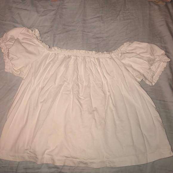H&M Tops - H&M off the shoulder blouse